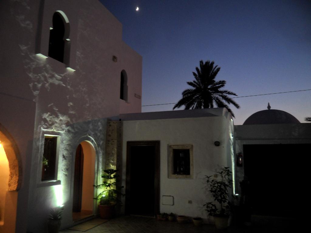 Maison Leila Midoun Extérieur photo